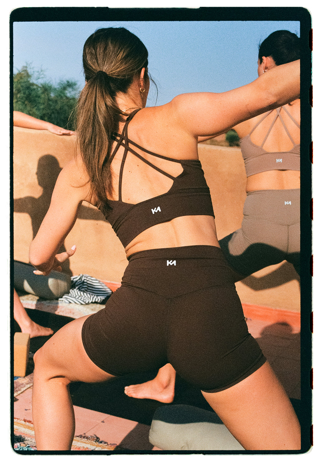Crossed Strappy Bra - Brown
