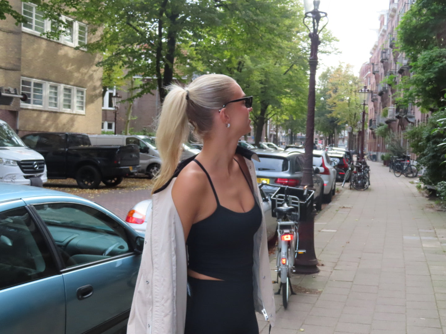 Sculpting Push-Up Top - Black